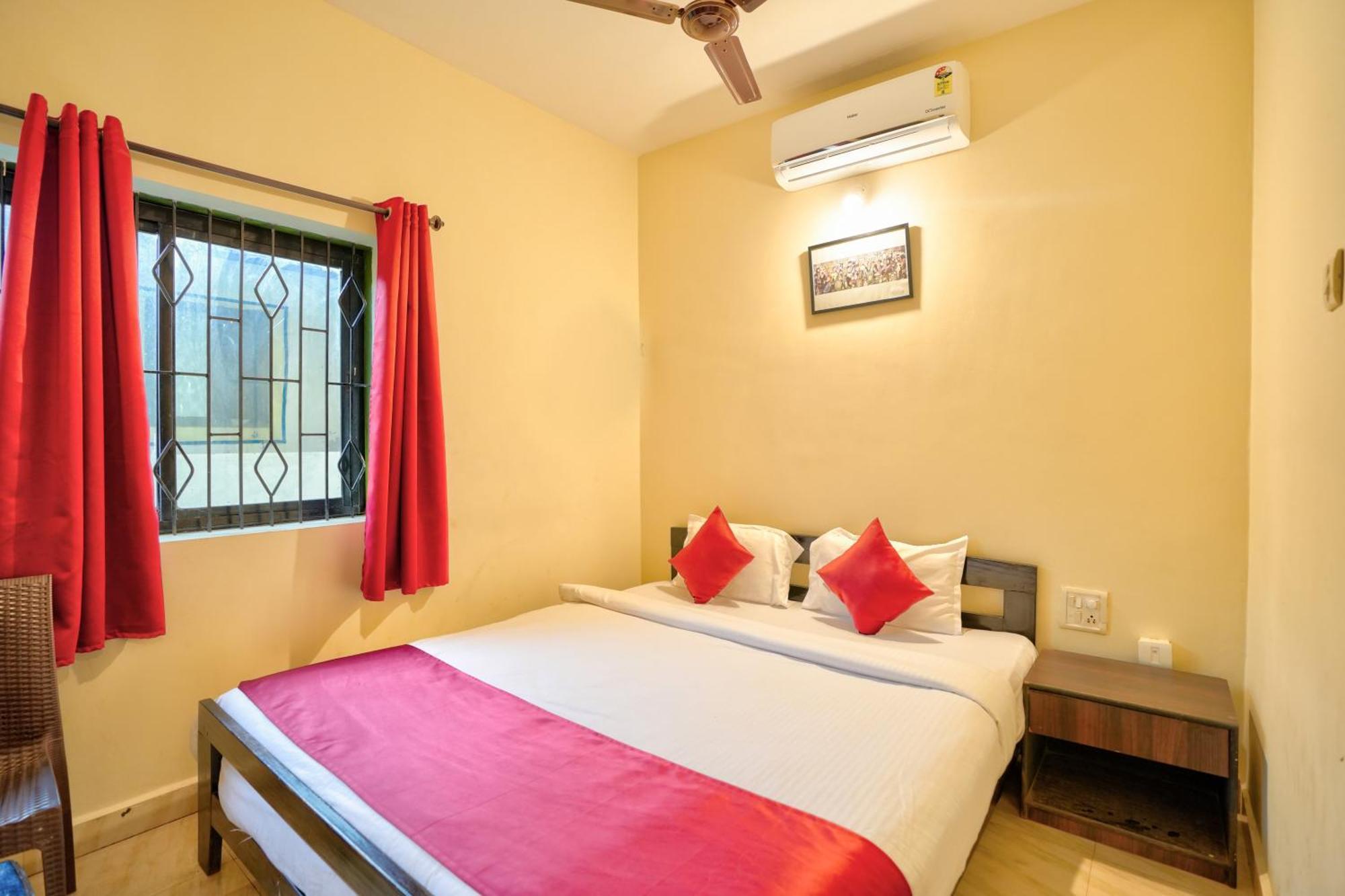 Hotel Salty Waves Baga Zewnętrze zdjęcie