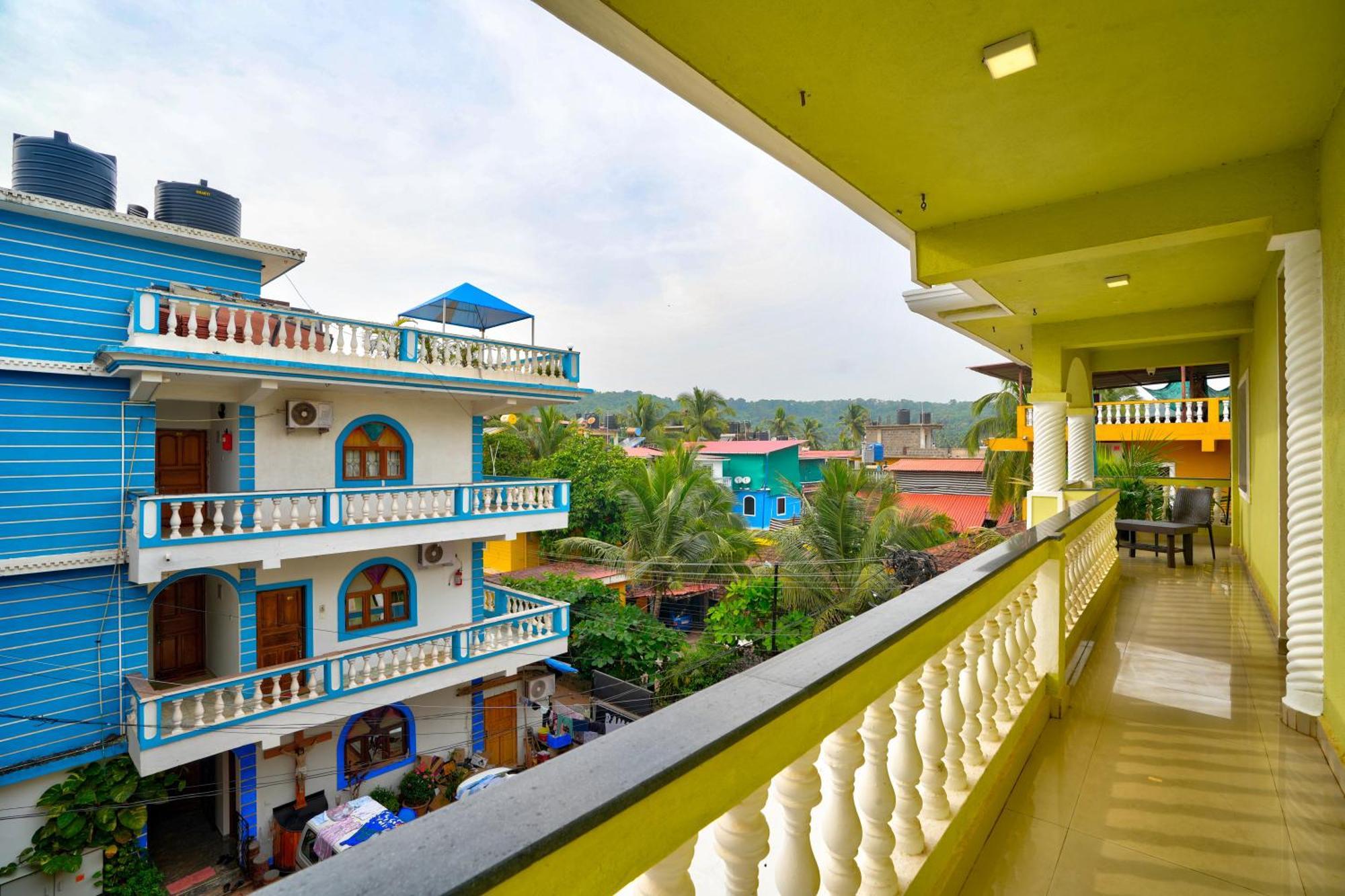 Hotel Salty Waves Baga Zewnętrze zdjęcie
