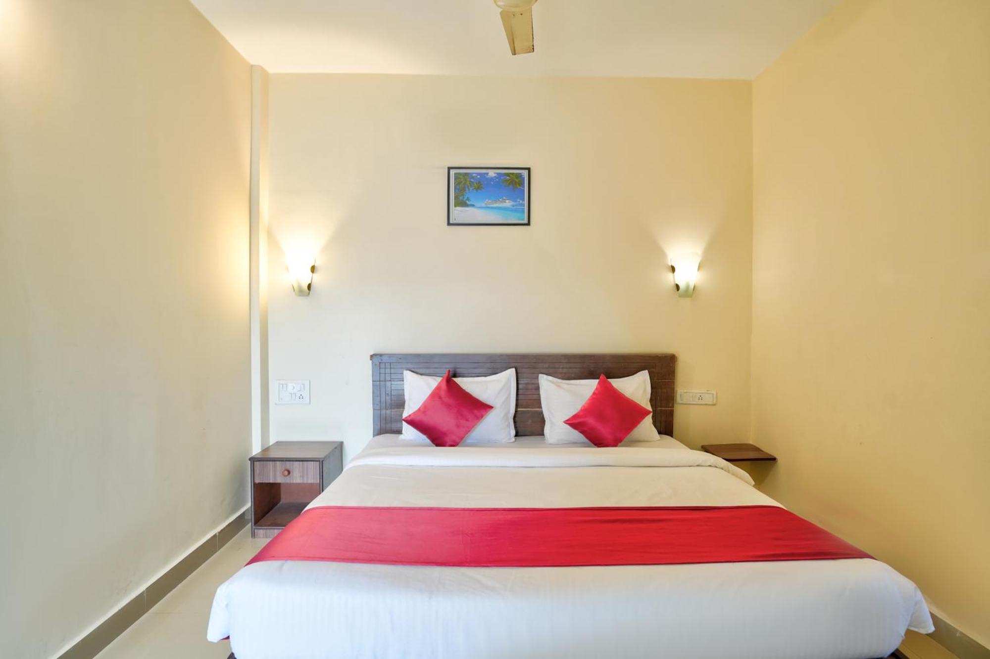 Hotel Salty Waves Baga Zewnętrze zdjęcie