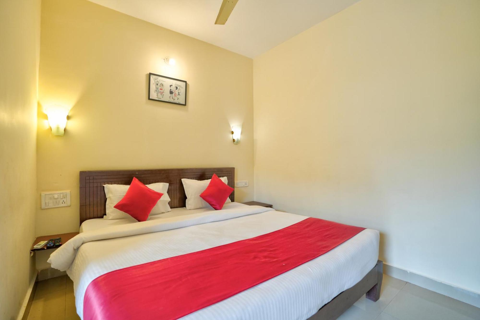 Hotel Salty Waves Baga Zewnętrze zdjęcie
