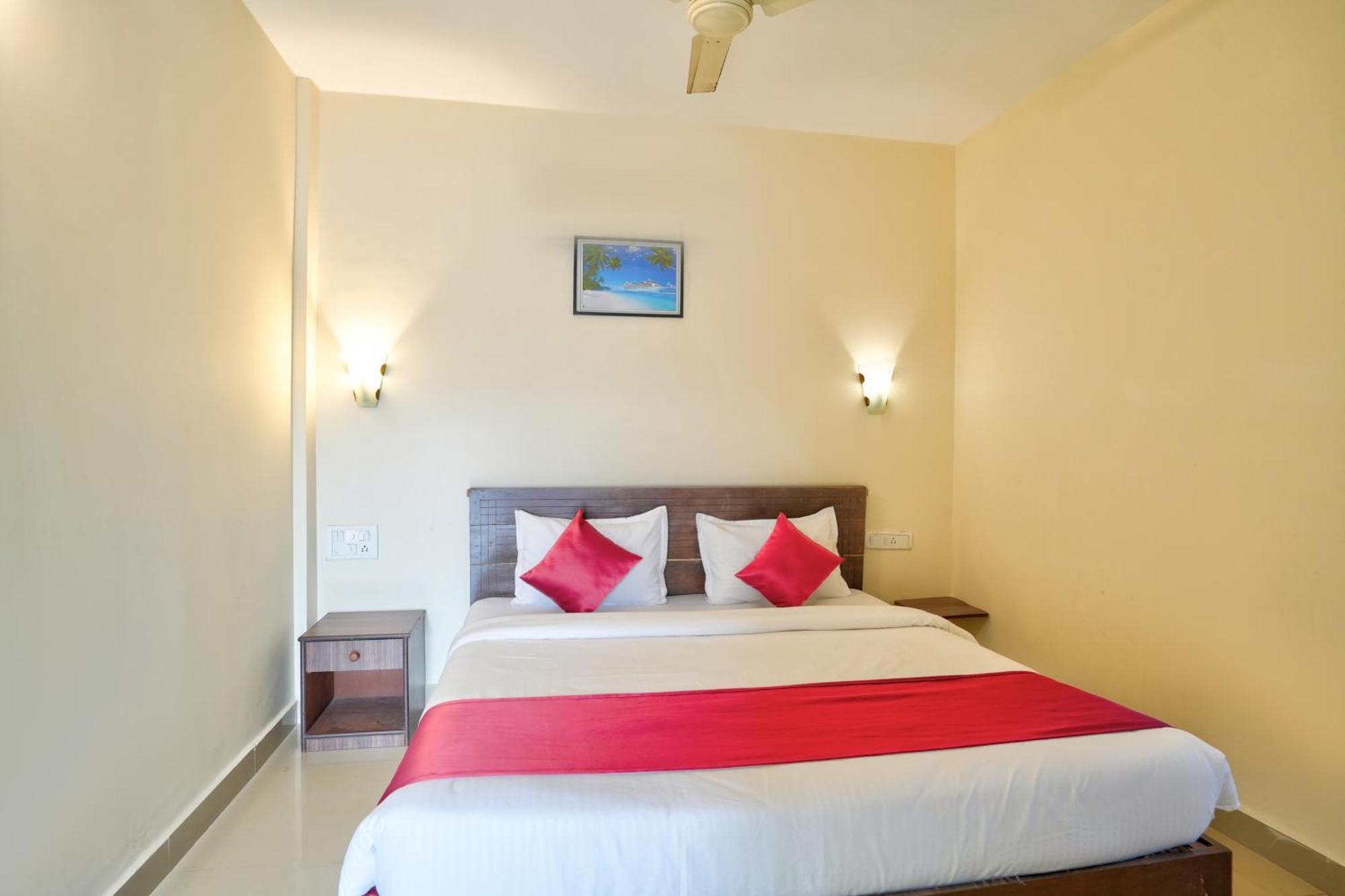Hotel Salty Waves Baga Zewnętrze zdjęcie